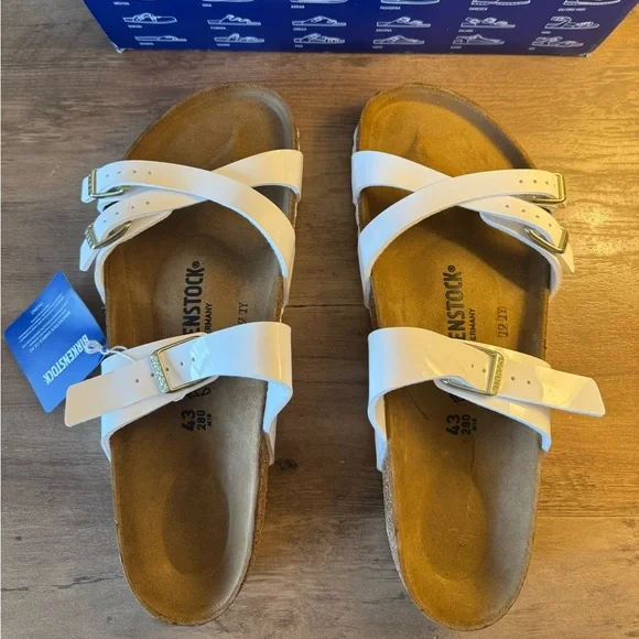 Birkenstock Franca Sandals in Patent White with Gold Buckles - Picture 5 of 11